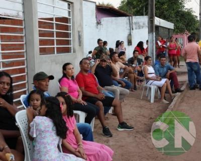 Entrega de novos veículos no povoado Bela Vista