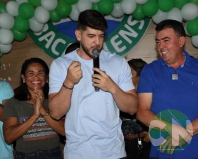 Entrega de novos veículos no povoado Bela Vista