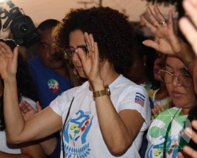 Entrega de novos veículos no povoado Bela Vista