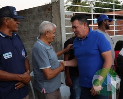 Entrega de novos veículos no povoado Bela Vista