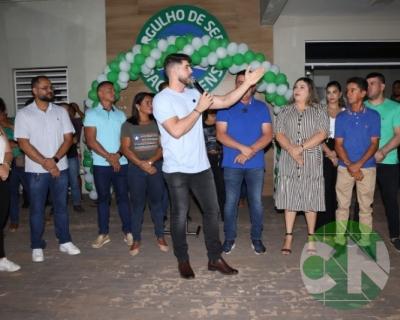 Entrega de novos veículos no povoado Bela Vista