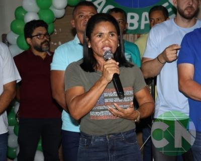 Entrega de novos veículos no povoado Bela Vista