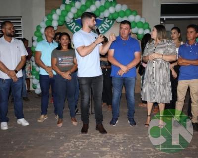 Entrega de novos veículos no povoado Bela Vista