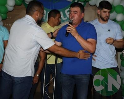 Entrega de novos veículos no povoado Bela Vista