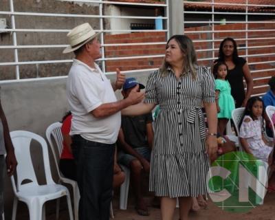 Entrega de novos veículos no povoado Bela Vista
