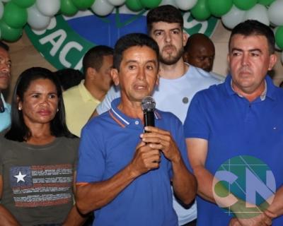 Entrega de novos veículos no povoado Bela Vista