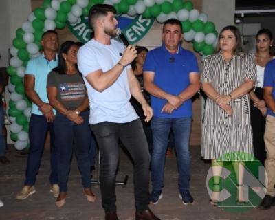 Entrega de novos veículos no povoado Bela Vista