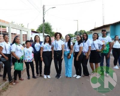 Entrega de novos veículos no povoado Bela Vista