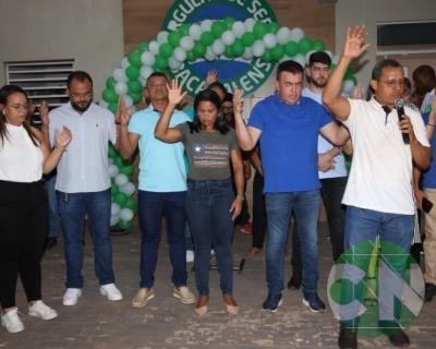 Entrega de novos veículos no povoado Bela Vista