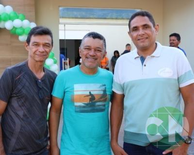 Entrega de novos veículos no povoado Bela Vista