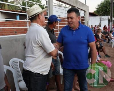 Entrega de novos veículos no povoado Bela Vista