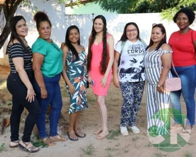 Entrega de novos veículos no povoado Bela Vista