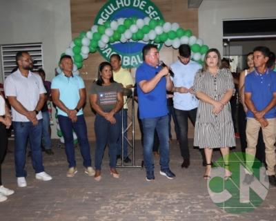 Entrega de novos veículos no povoado Bela Vista