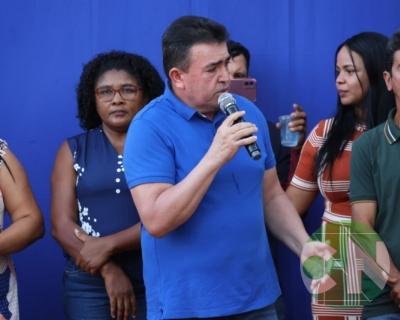 Entrega de novos veículos no povoado Seco das Mulatas