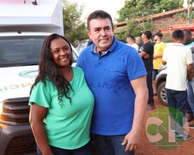 Entrega de novos veículos no povoado Seco das Mulatas