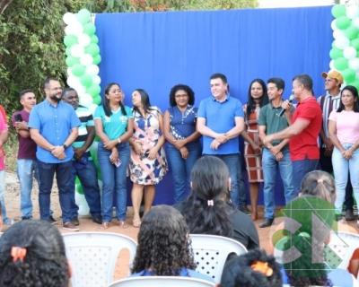 Entrega de novos veículos no povoado Seco das Mulatas