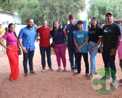 Entrega de novos veículos no povoado Seco das Mulatas