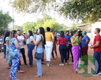 Entrega de novos veículos no povoado Seco das Mulatas