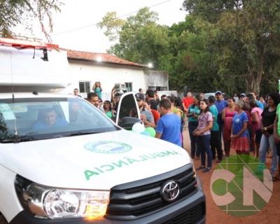 Entrega de novos veículos no povoado Seco das Mulatas
