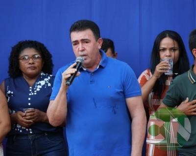 Entrega de novos veículos no povoado Seco das Mulatas