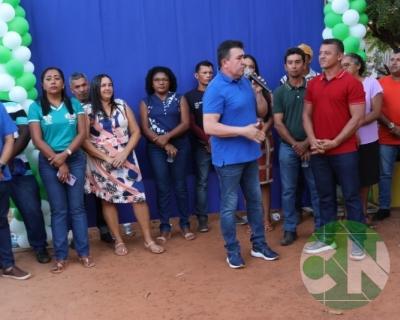 Entrega de novos veículos no povoado Seco das Mulatas