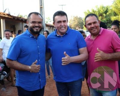 Entrega de novos veículos no povoado Seco das Mulatas