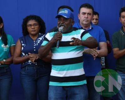 Entrega de novos veículos no povoado Seco das Mulatas