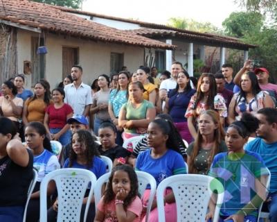 Entrega de novos veículos no povoado Seco das Mulatas