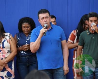 Entrega de novos veículos no povoado Seco das Mulatas