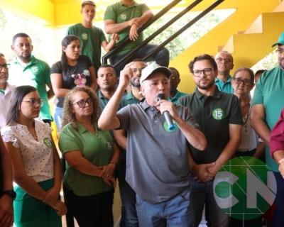 Grupo da Esperança na casa amarela 15