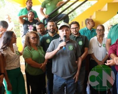 Grupo da Esperança na casa amarela 15