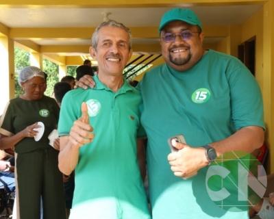 Grupo da Esperança na casa amarela 15