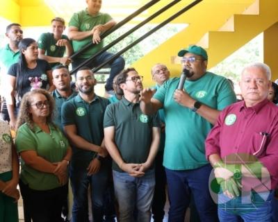 Grupo da Esperança na casa amarela 15