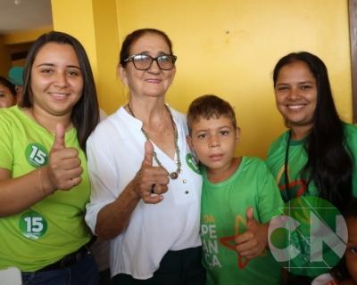 Grupo da Esperança na casa amarela 15