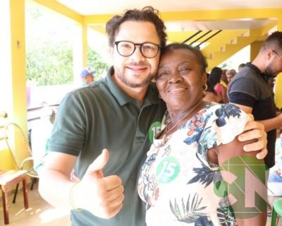 Grupo da Esperança na casa amarela 15