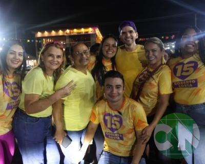 Foi dada a largada: Adesivação do candidato a prefeito Roberto Costa e do vice Emílio Carvalho