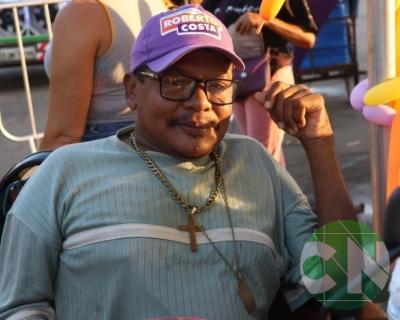 Foi dada a largada: Adesivação do candidato a prefeito Roberto Costa e do vice Emílio Carvalho