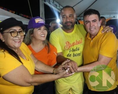 Foi dada a largada: Adesivação do candidato a prefeito Roberto Costa e do vice Emílio Carvalho