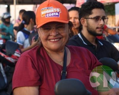 Foi dada a largada: Adesivação do candidato a prefeito Roberto Costa e do vice Emílio Carvalho