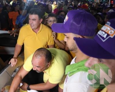 Foi dada a largada: Adesivação do candidato a prefeito Roberto Costa e do vice Emílio Carvalho