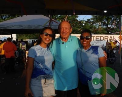 Foi dada a largada: Adesivação do candidato a prefeito Roberto Costa e do vice Emílio Carvalho