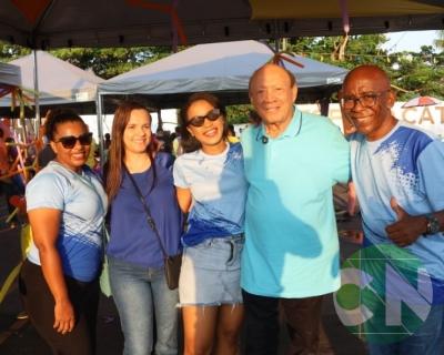 Foi dada a largada: Adesivação do candidato a prefeito Roberto Costa e do vice Emílio Carvalho