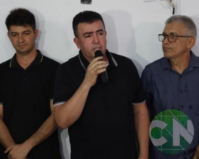 Edvan Brandão entrega uma Batedeira de Cereais 