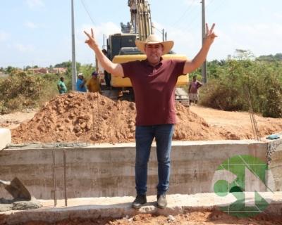Vistoria na construção da ponte de concreto que liga o bairro Novo Bacabal à Br 316