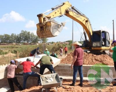 Vistoria na construção da ponte de concreto que liga o bairro Novo Bacabal à Br 316