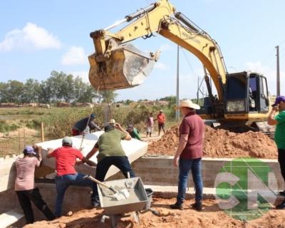 Vistoria na construção da ponte de concreto que liga o bairro Novo Bacabal à Br 316