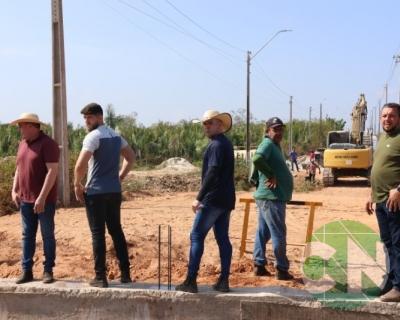 Vistoria na construção da ponte de concreto que liga o bairro Novo Bacabal à Br 316
