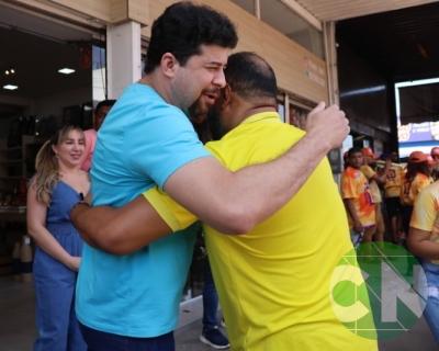 Roberto Costa visita os comerciantes de Bacabal 