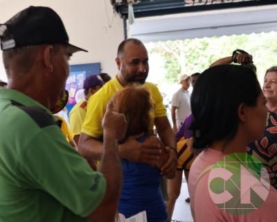 Roberto Costa visita os comerciantes de Bacabal 