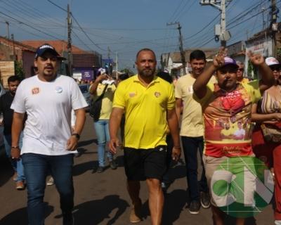 Roberto Costa visita os comerciantes de Bacabal 